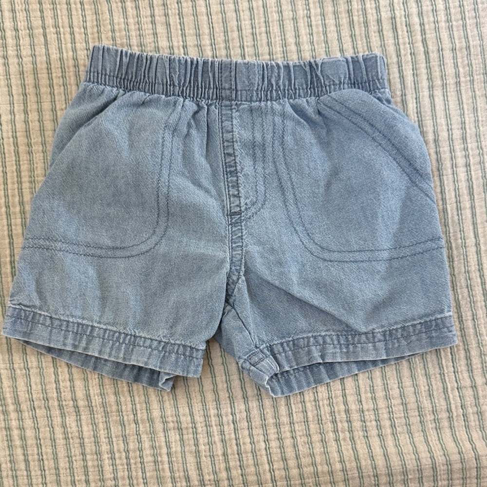 Bundle of baby Shorts - Picture 9 of 12
